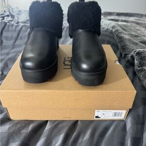 UGG Women's Black Winter Boots Alina